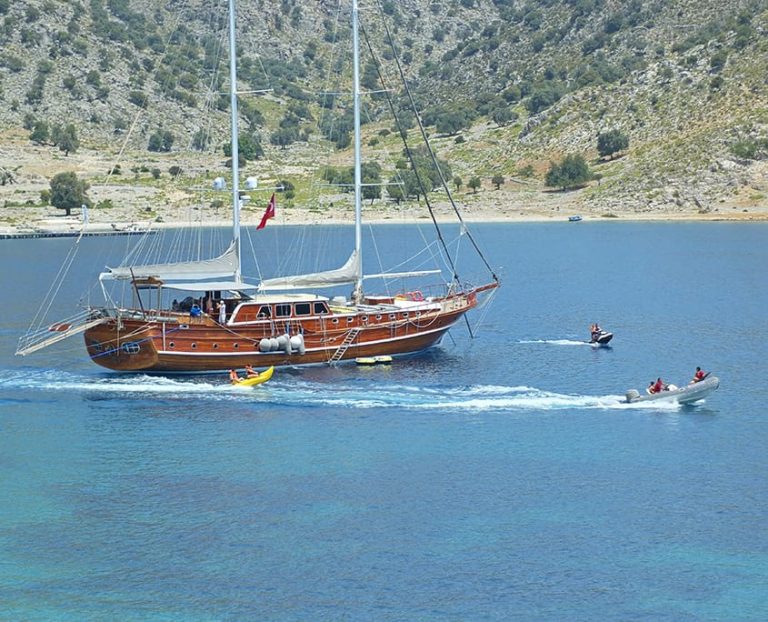 8 advantages of renting a luxury gulet in Turkey