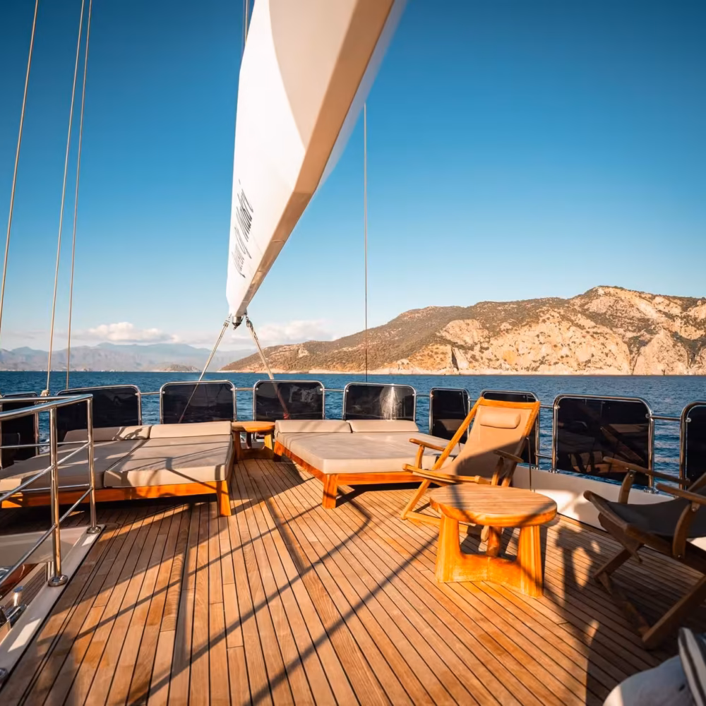 691803655-queen-of-makri-generic-exterior08567-scaled